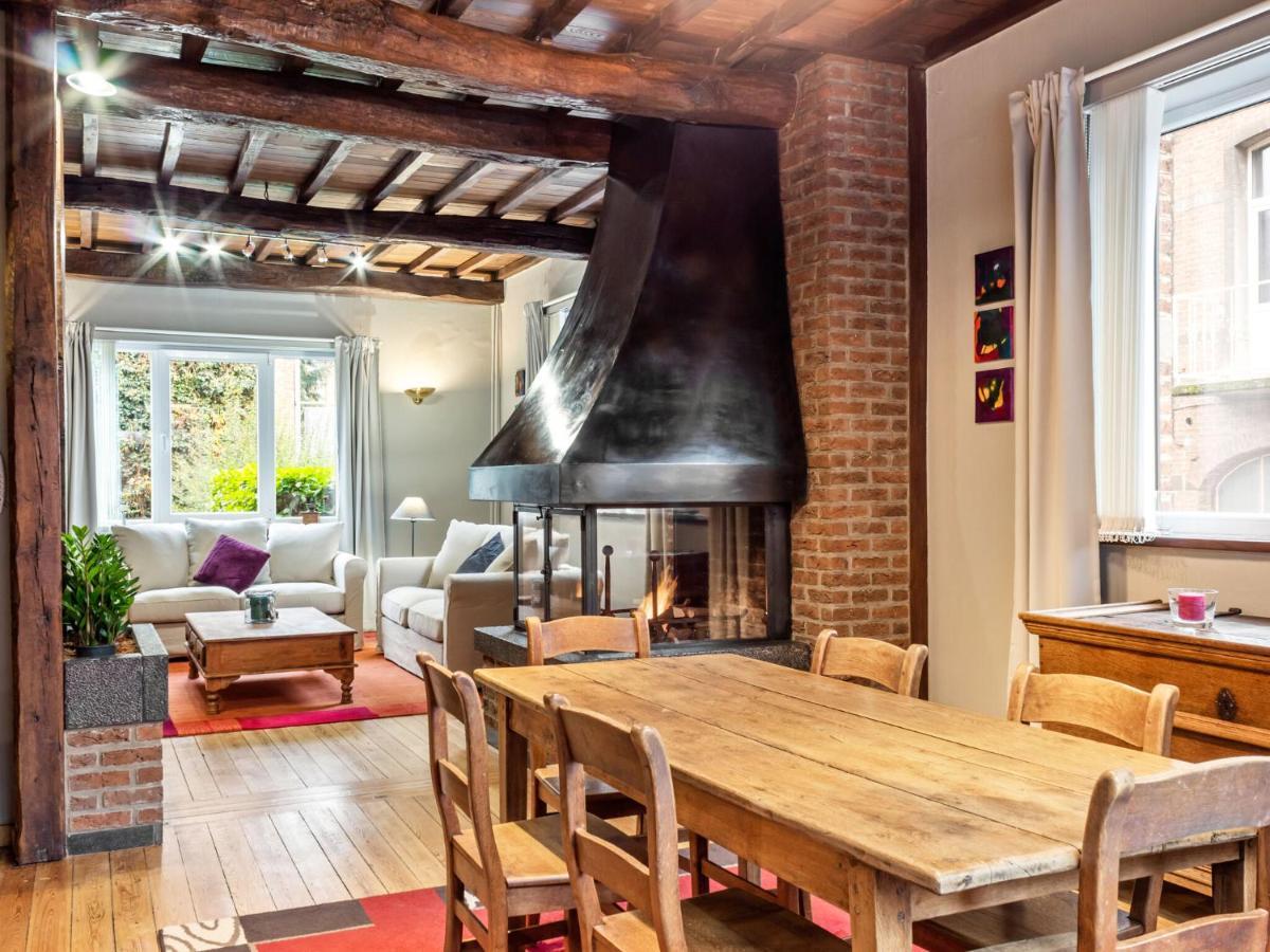 Stylish Apartment In Dinant Near The Maas Exteriér fotografie